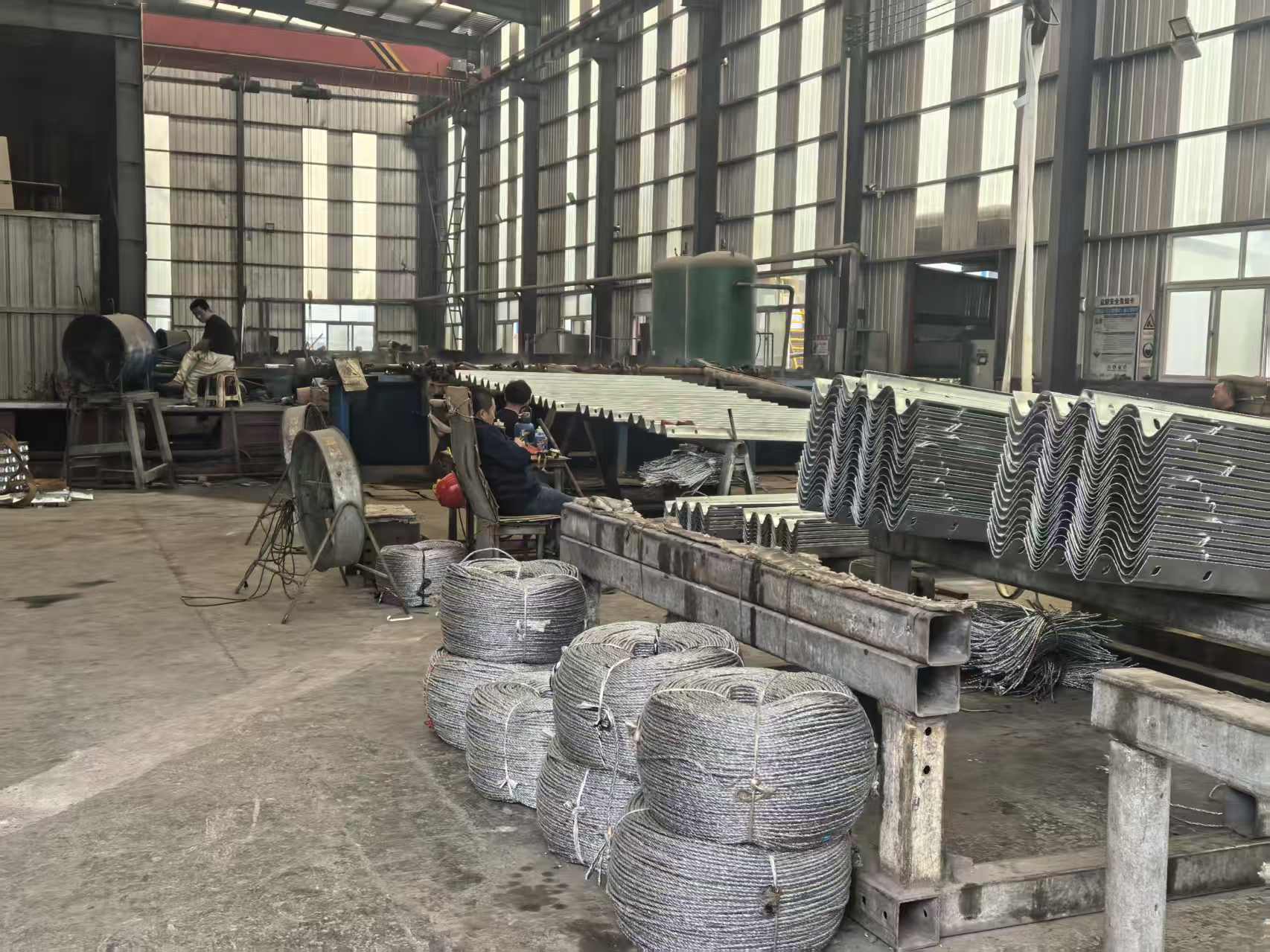 永州市两波波形护栏三波波形护栏 - 一站式服务